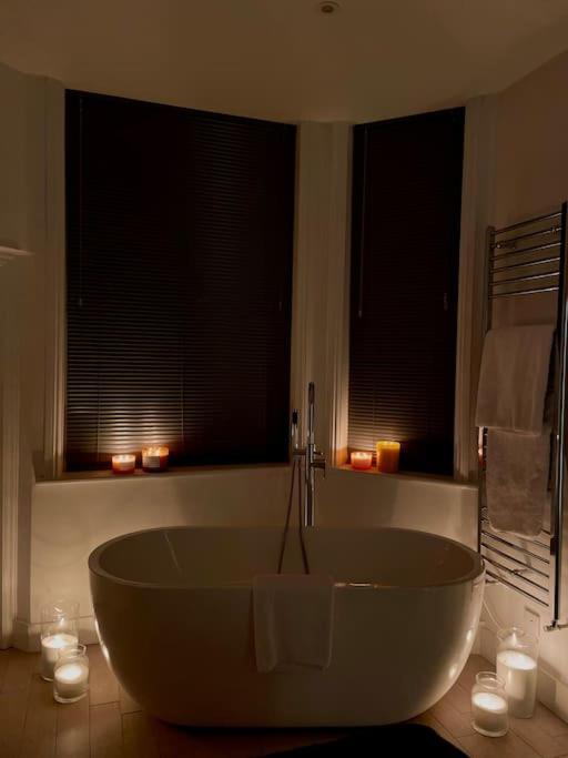 Chelsea Posh Apartment London Eksteriør billede